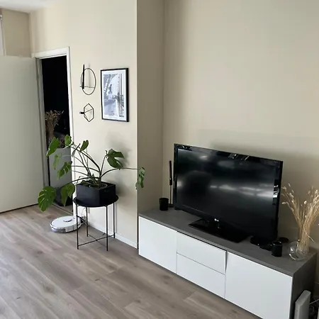 Modern And Peaceful In Nydalen *