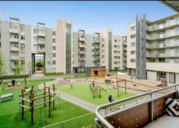 Modern And Peaceful In Nydalen דירה *